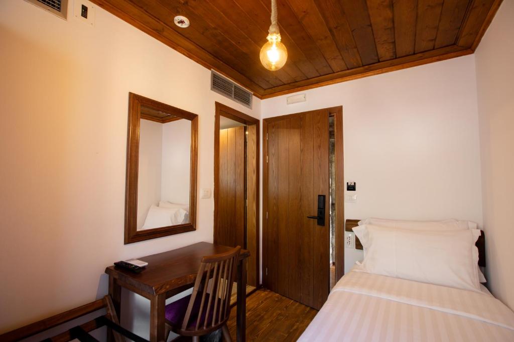 Standard Single Room at Bizant House Gjirokastër